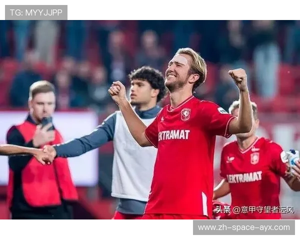 荷甲乌德勒支对特温特：保级战客场虫挑战平局大师